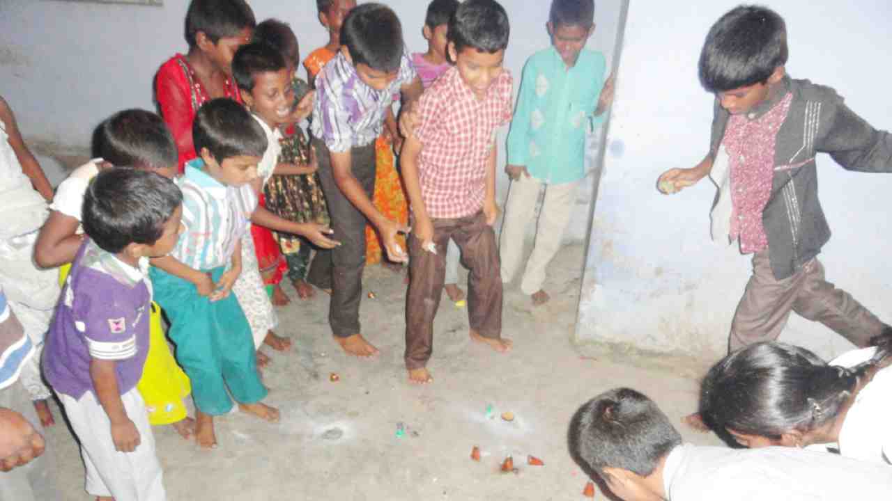 Joy-Home-Orphanage-Diwali-SERUDS-Orphanage-for-Girls & Boys-Kurnool