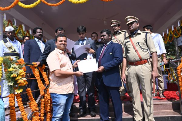 seruds received social services award collector & district magistrate sri.g. veerapandian ias, seruds received social services award from superintendent of police sri.k.fakirappa i.p.s, seruds received social services award from joint collector adl